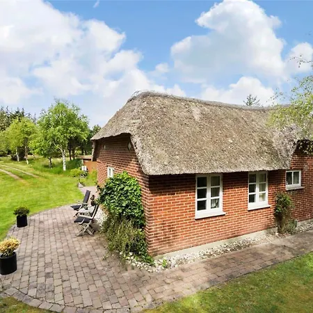 Дом отдыха 10755-ulfborg-kjaergaardvej-20 Ulfborg